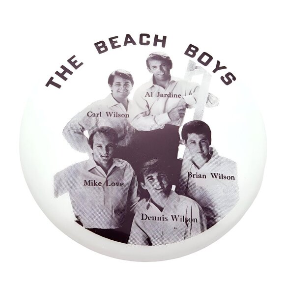 Rare Vintage 1960s The Beach Boys Pin Back Button - Picture 3 of 3